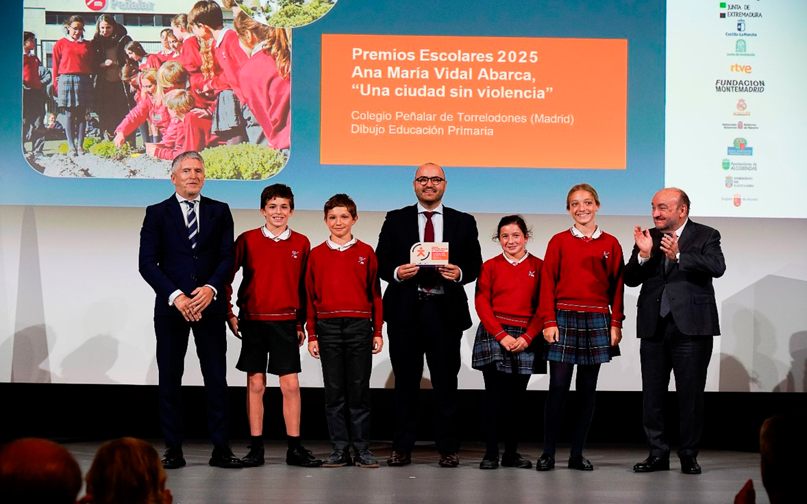premios-escolares2025